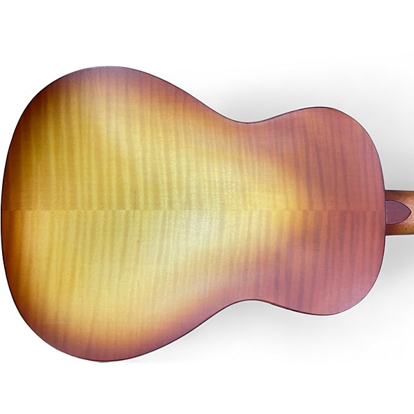 Used Amahi C31 Sunburst Ukulele