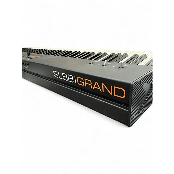 Used Studiologic SL88 Keyboard Workstation