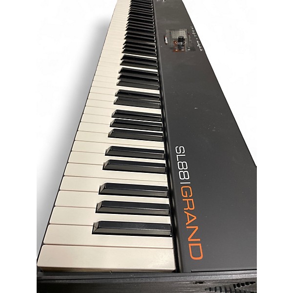 Used Studiologic SL88 Keyboard Workstation