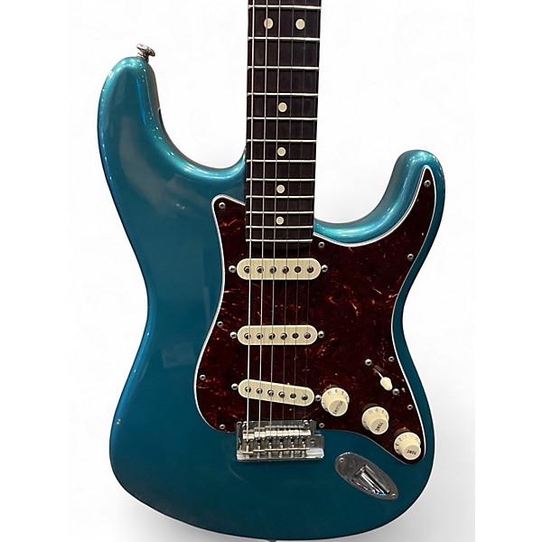 Used Fender American Professional Stratocaster with Rosewood Neck Ocean Turquoise Solid Body Electric Guitar