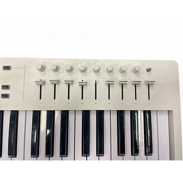 Used Arturia Keylab Essential 61 mk3 MIDI Controller