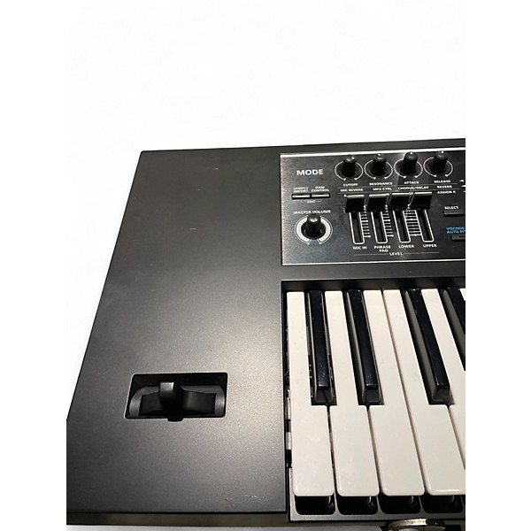 Used Roland Juno DS 6 Portable Keyboard