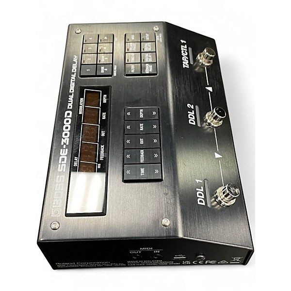 Used BOSS SDE-3000D Effect Pedal