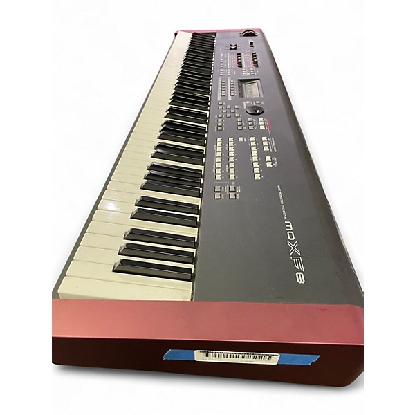Used Yamaha MOXF8 88 Key Keyboard Workstation | Guitar Center