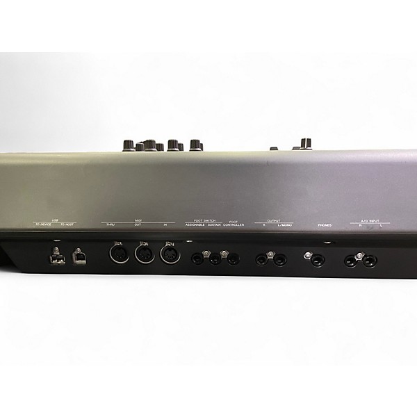 Used Yamaha MOXF8 88 Key Keyboard Workstation