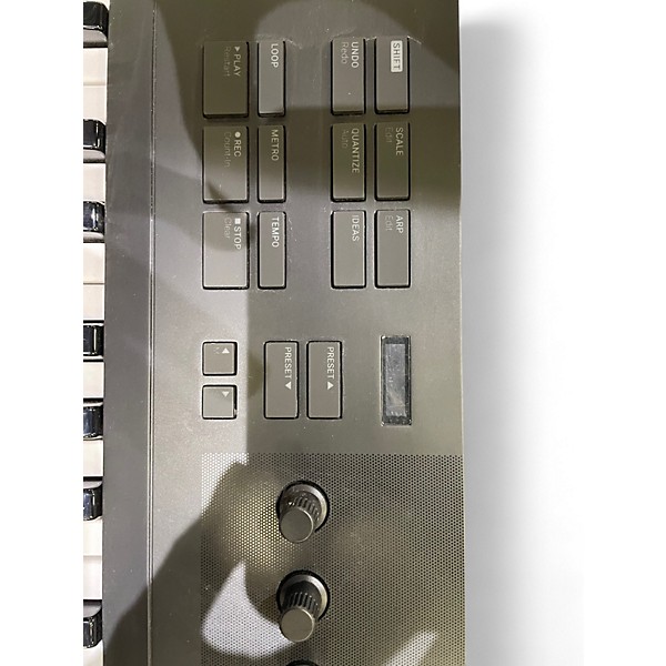 Used Native Instruments Komplete Kontrol A61 MIDI Controller