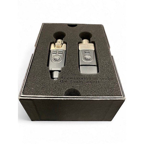 Used Xvive U3 Handheld Wireless System