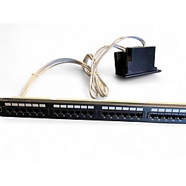 Used Leviton CAT 5E UNIVERSAL POR PATCH PANEL Patch Bay