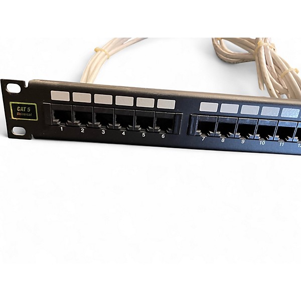 Used Leviton CAT 5E UNIVERSAL POR PATCH PANEL Patch Bay