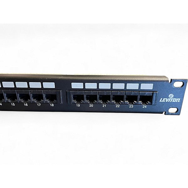 Used Leviton CAT 5E UNIVERSAL POR PATCH PANEL Patch Bay