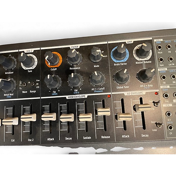 Used Arturia Minibrute 2 Synthesizer