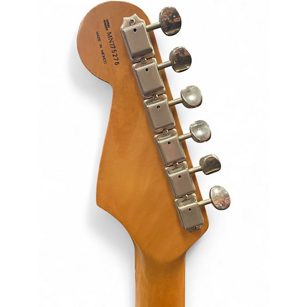 Used Fender FSR Classic Player 60's Stratocaster 3 Color Sunburst Solid Body Electric Guitar