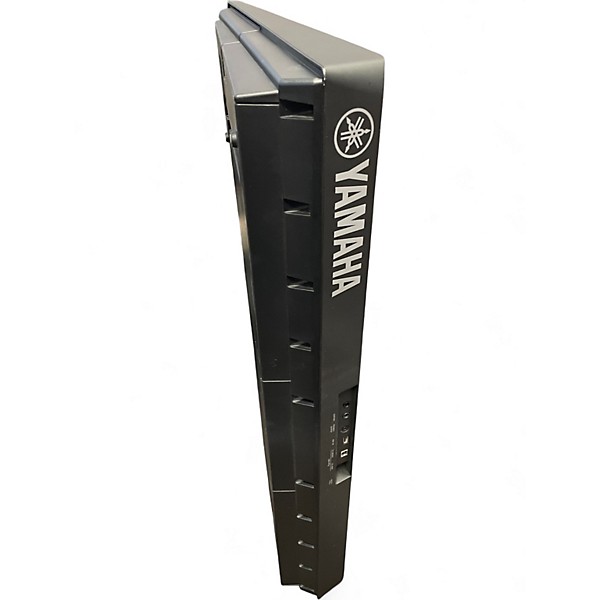 Used Yamaha PSRE453 61 Key Portable Keyboard