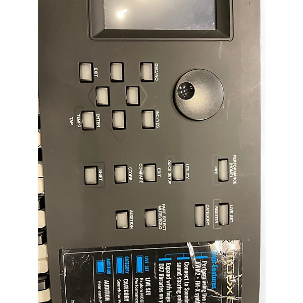 Used Yamaha modx6 Arranger Keyboard