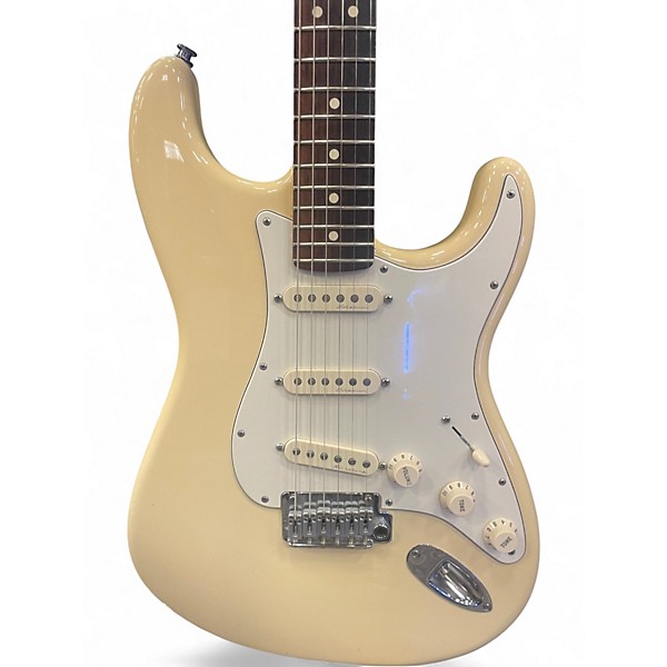 Used 2014 Fender Artist Series Jeff Beck Stratocaster Cream Solid Body Electric Guitar