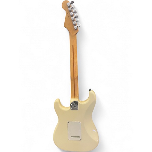 Used 2014 Fender Artist Series Jeff Beck Stratocaster Cream Solid Body Electric Guitar