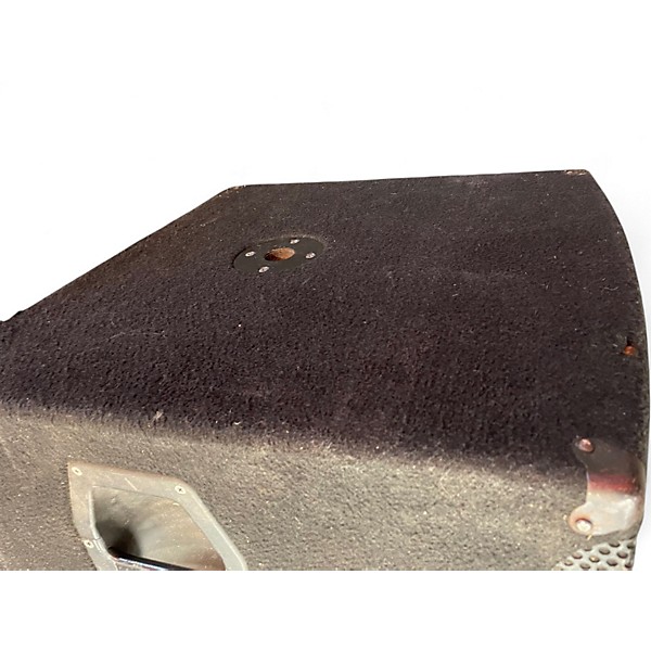 Used Yorkville ES700P Powered Speaker