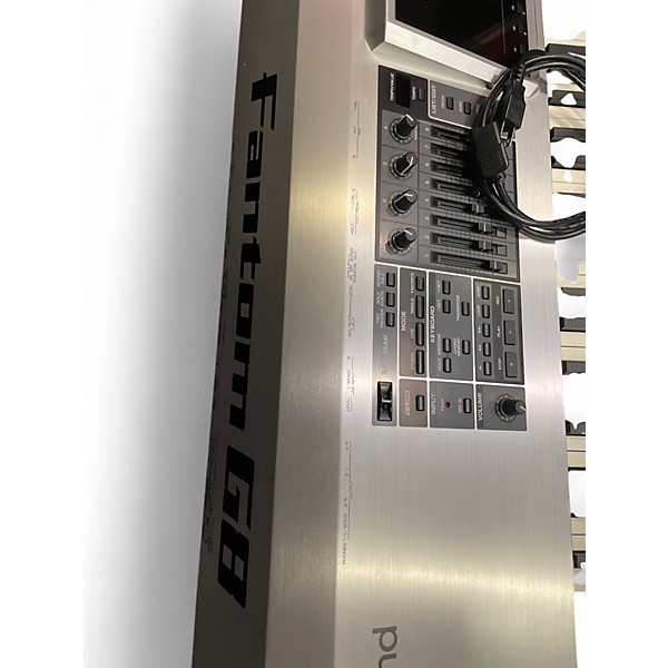 Used Roland Fantom G8 88 Key Keyboard Workstation