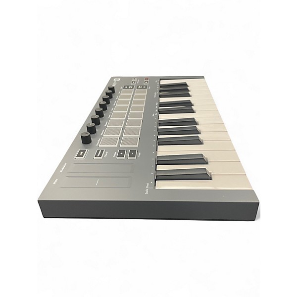 Used Novation FLKEY MINI 25 KEY MIDI MIDI Controller