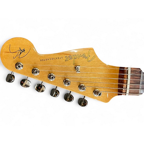 Used Fender Artist Series Robert Cray Stratocaster 3 Tone Sunburst Solid Body Electric Guitar