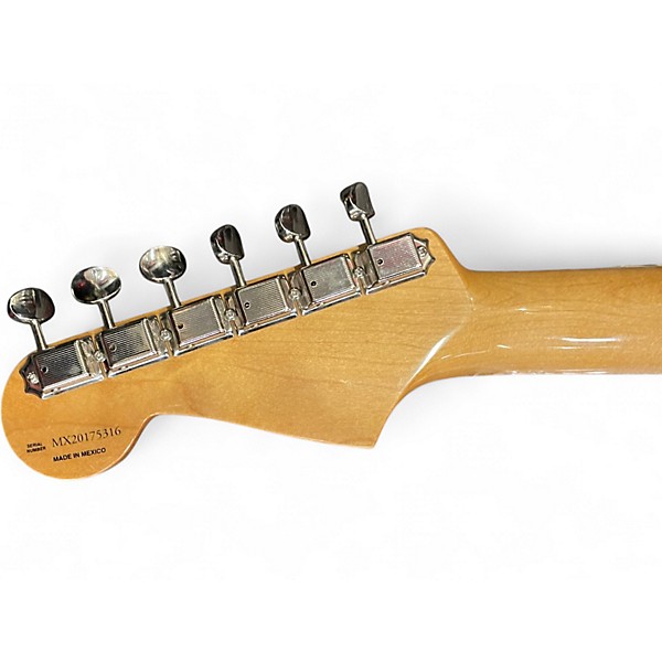 Used Fender Artist Series Robert Cray Stratocaster 3 Tone Sunburst Solid Body Electric Guitar