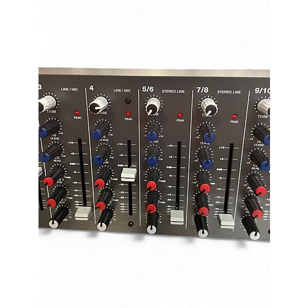 Used Alesis MultiMix 10 WIRELESS Unpowered Mixer