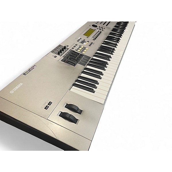 Used Yamaha Motif 7 76 Key Keyboard Workstation