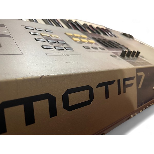 Used Yamaha Motif 7 76 Key Keyboard Workstation