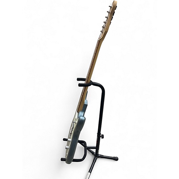 Used Fender Duo Sonic Ice Blue Metallic Solid Body Electric Guitar