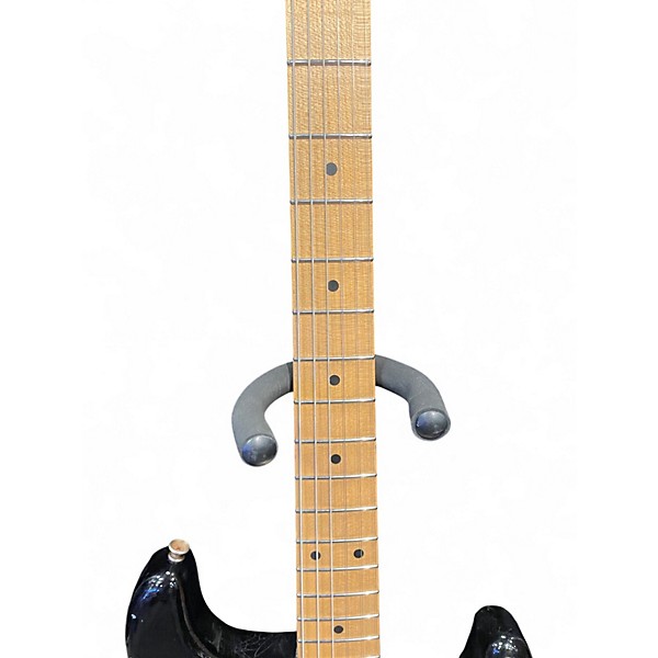 Used 2011 Fender CUSTOM SHOP WILDWOOD 10-57 STRATOCASTER RELIC Sunburst Solid Body Electric Guitar