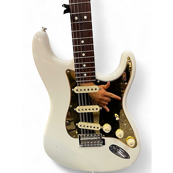 Used Fender American Performer Stratocaster SSS Antique White Solid Body Electric Guitar