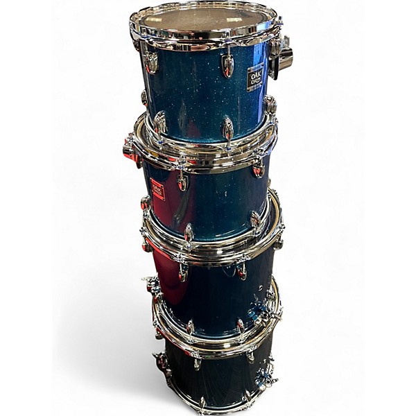 Used Yamaha 5 Piece Oak Custom Blue Sparkle Drum Kit