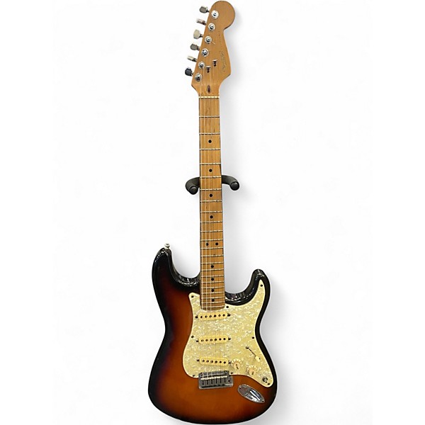 Vintage 1996 Fender 1996 Stratoaster 2 Tone Sunburst Solid Body Electric Guitar