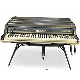 Vintage 1984 Rhodes mark v Organ
