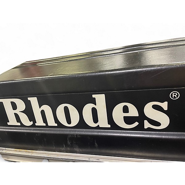 Vintage 1984 Rhodes mark v Organ