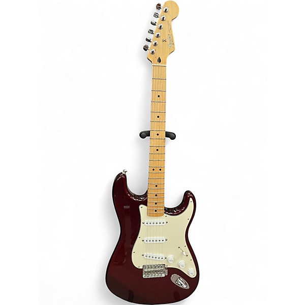 Used 2006 Fender Standard Stratocaster Midnight Wine Solid Body Electric Guitar