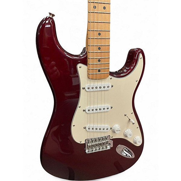 Used 2006 Fender Standard Stratocaster Midnight Wine Solid Body Electric Guitar