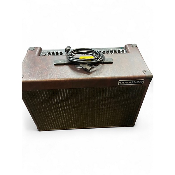 Used Ultra Sound  pro200 Acoustic Guitar Combo Amp