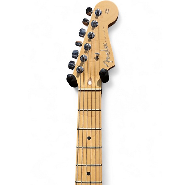 Used 2000 Fender American Standard Stratocaster Black Solid Body Electric Guitar