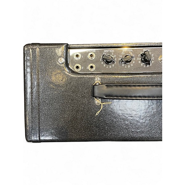 Used Victoria 20112-T Tube Guitar Combo Amp