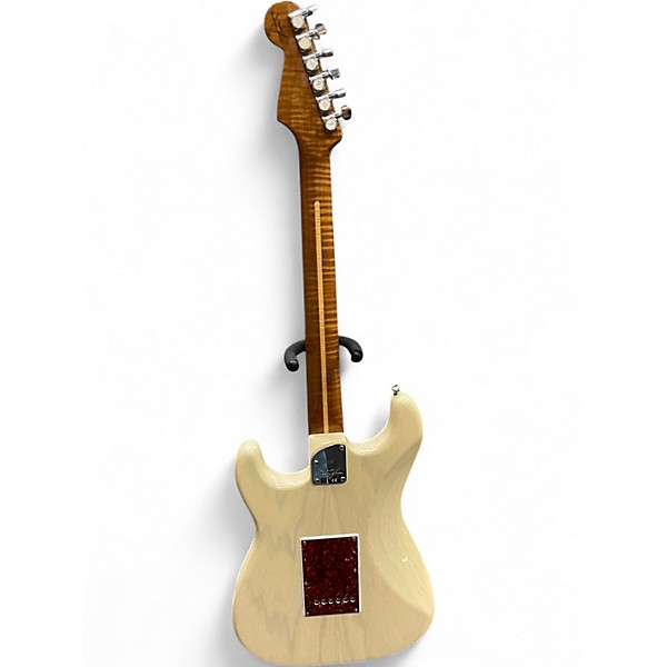 Used Fender B2 American Custom Stratocaster NOS Honey Blonde Solid Body Electric Guitar