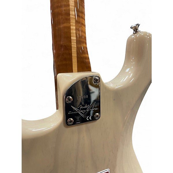 Used Fender B2 American Custom Stratocaster NOS Honey Blonde Solid Body Electric Guitar