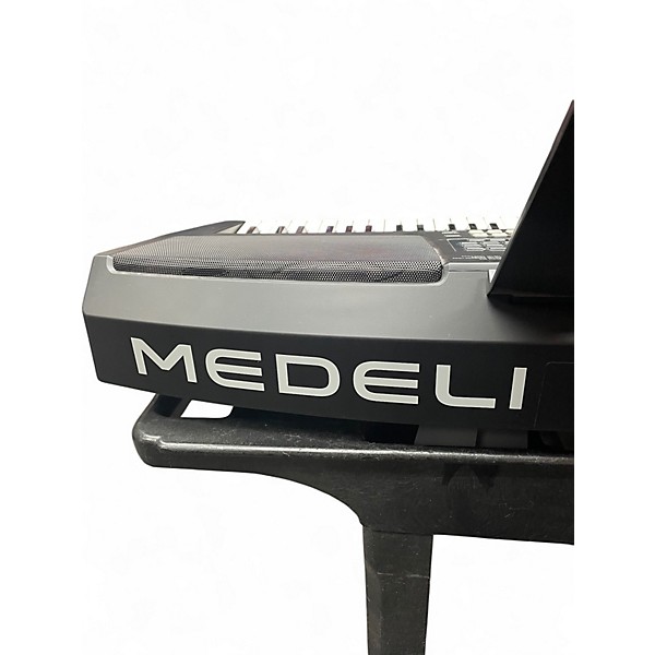 Used Medeli AW830 Keyboard Workstation