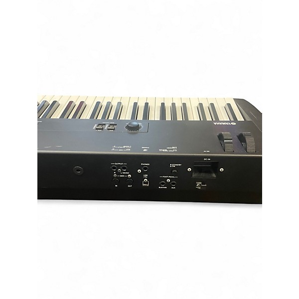 Used Yamaha CP33 88 Key Stage Piano