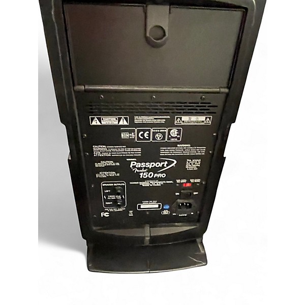 Used Fender PASSPORT 150 PRO Powered Speaker