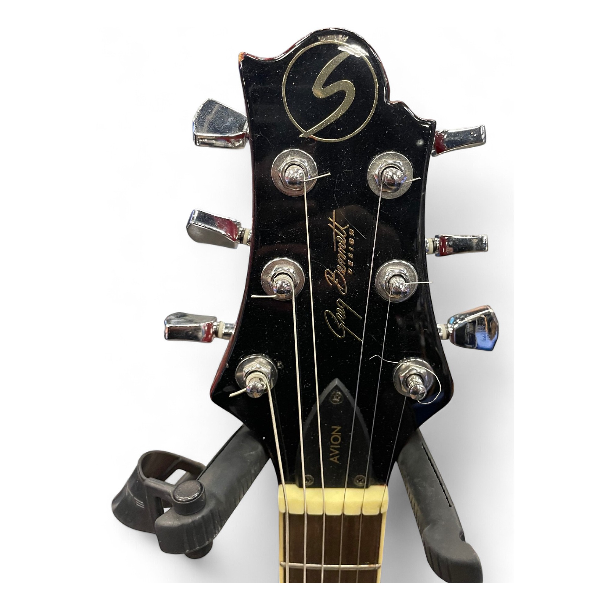 Used Greg Bennett Design by Samick AV3 Cherry Sunburst Solid Body