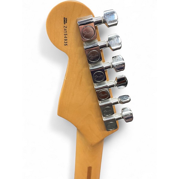 Used 2004 Fender American Standard Stratocaster HSS Sienna Sunburst Solid Body Electric Guitar