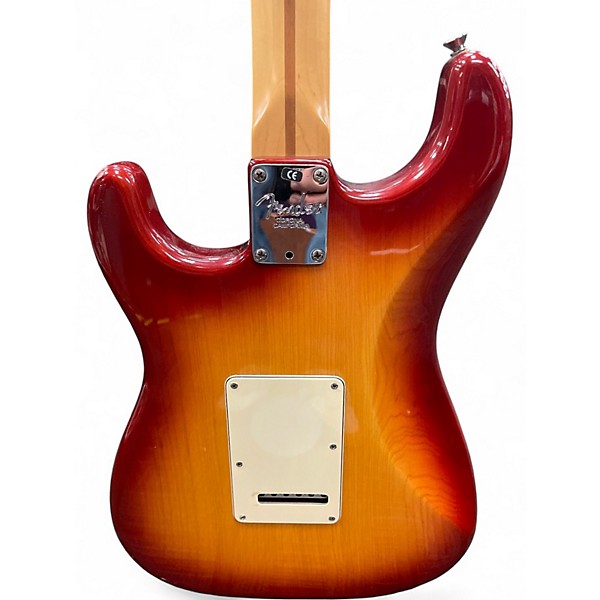 Used 2004 Fender American Standard Stratocaster HSS Sienna Sunburst Solid Body Electric Guitar