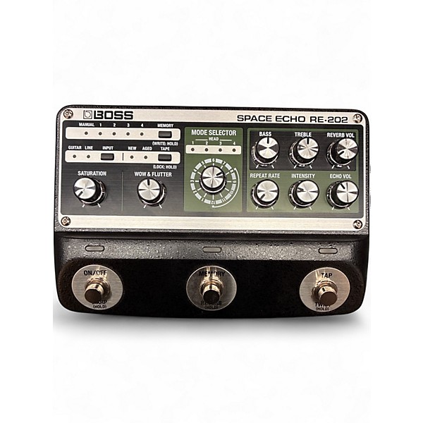 Used BOSS re 202 space echo Effect Pedal