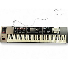 Used Roland Fantom 07 Keyboard Workstation